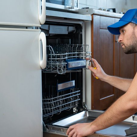 grand-terrace-appliance-repair-techs-image_03