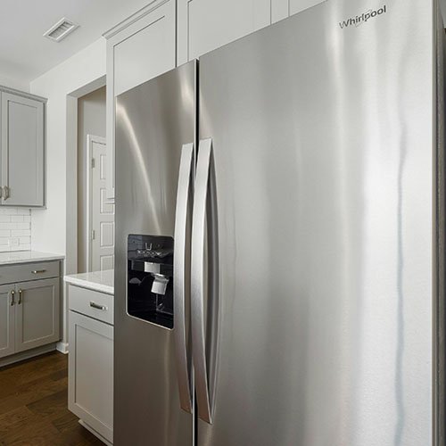 grand-terrace-appliance-repair-techs-refrigerator_01